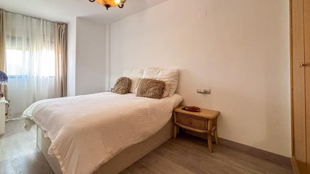 4 sypialnia Mieszkanie na sprzedaż w El Altet, Elche / Elx z garażem - 249 000 € (Ref: 9363221)