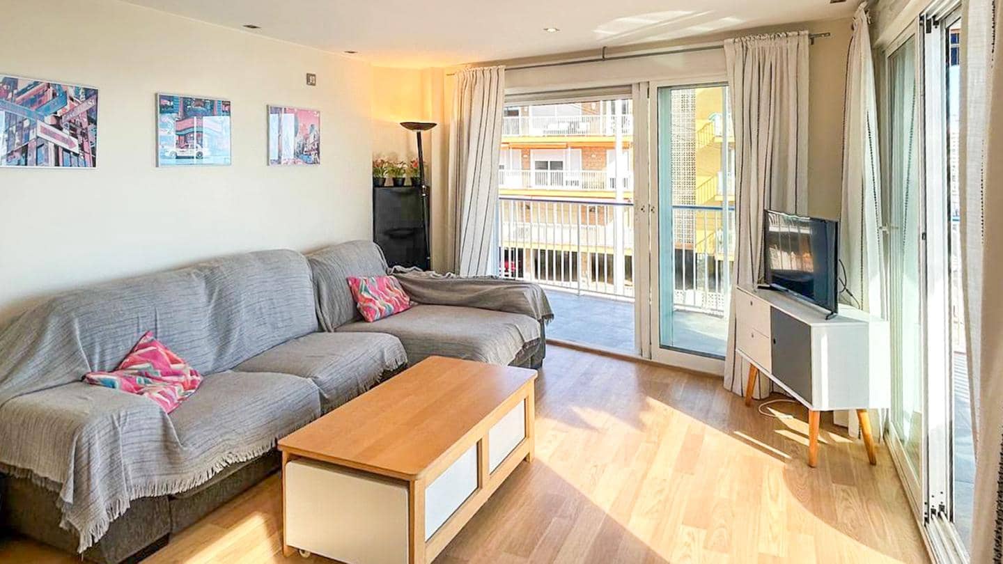 2 bedroom Flat for sale in Santa Pola with garage - € 360,000 (Ref: 9379741)