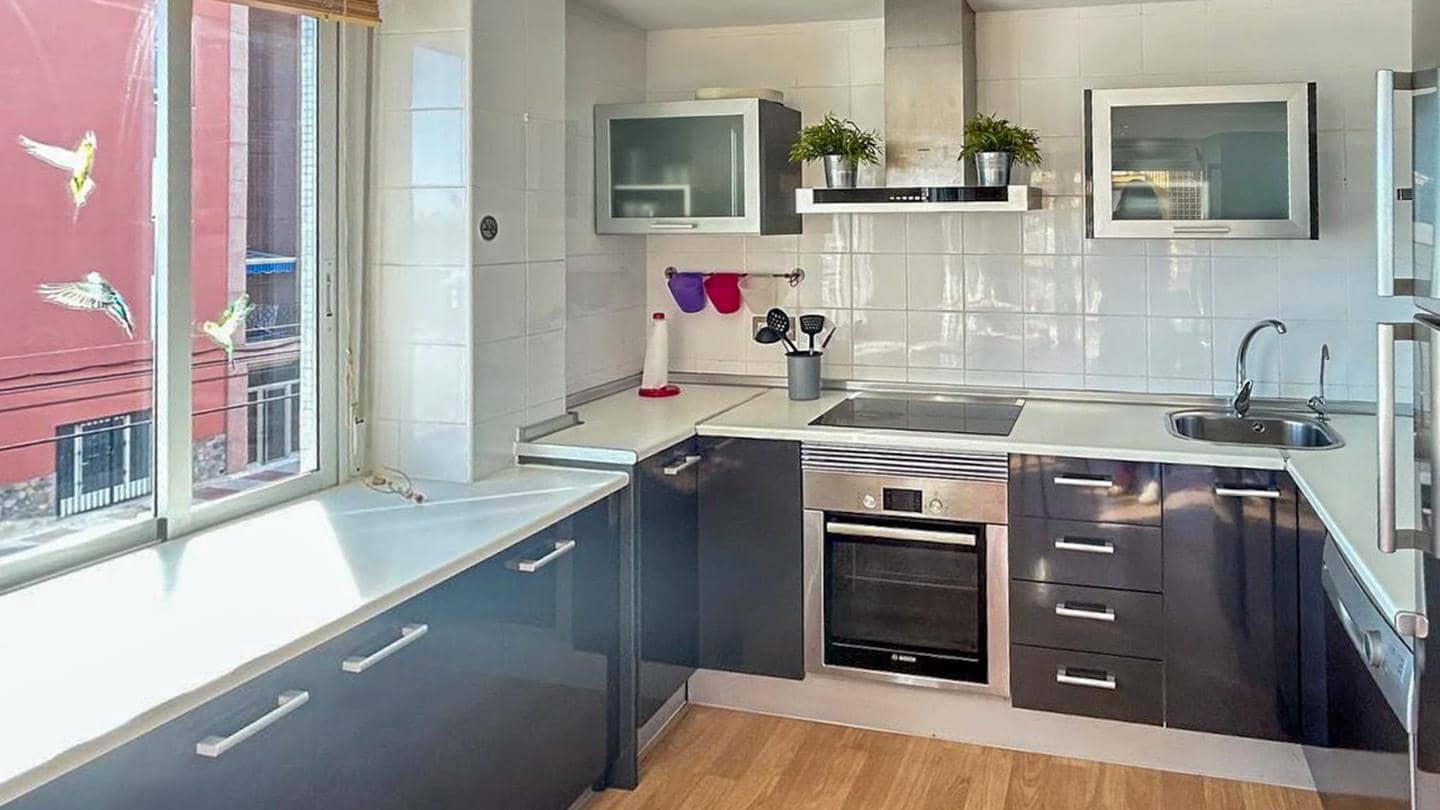 2 bedroom Flat for sale in Santa Pola with garage - € 360,000 (Ref: 9379741)