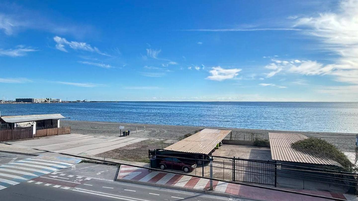 2 bedroom Flat for sale in Santa Pola with garage - € 360,000 (Ref: 9379741)