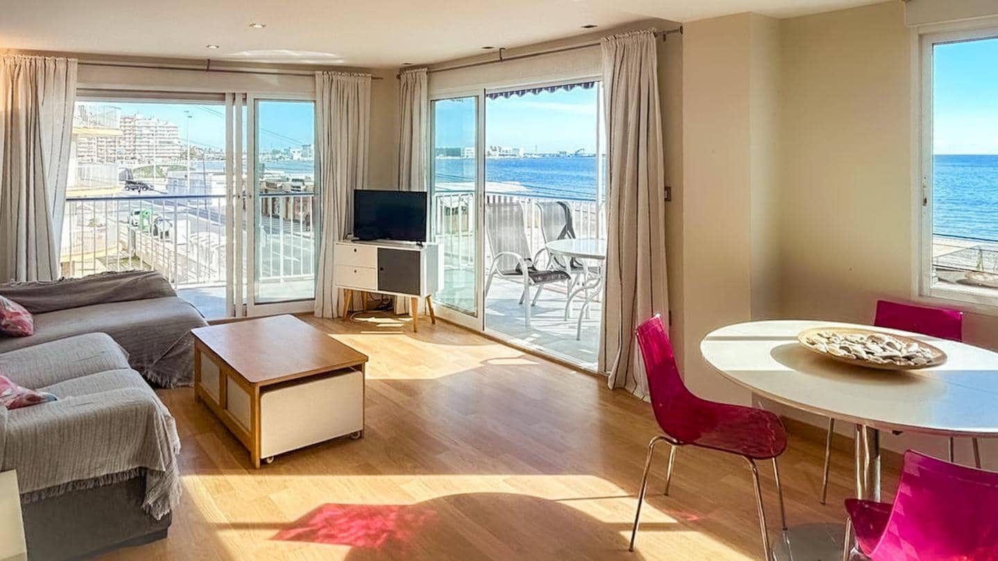 2 bedroom Flat for sale in Santa Pola with garage - € 360,000 (Ref: 9379741)