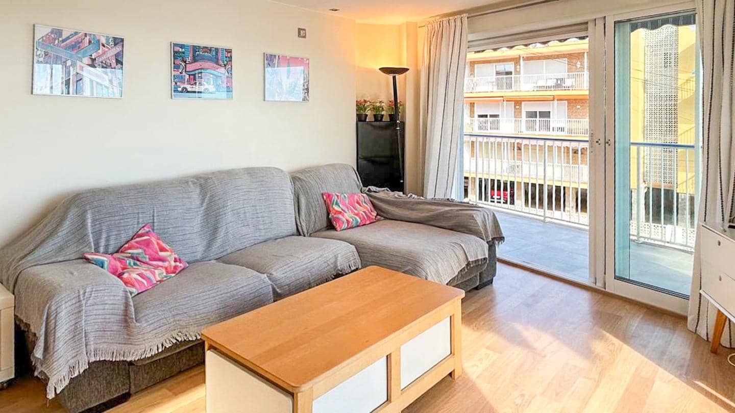 2 bedroom Flat for sale in Santa Pola with garage - € 360,000 (Ref: 9379741)