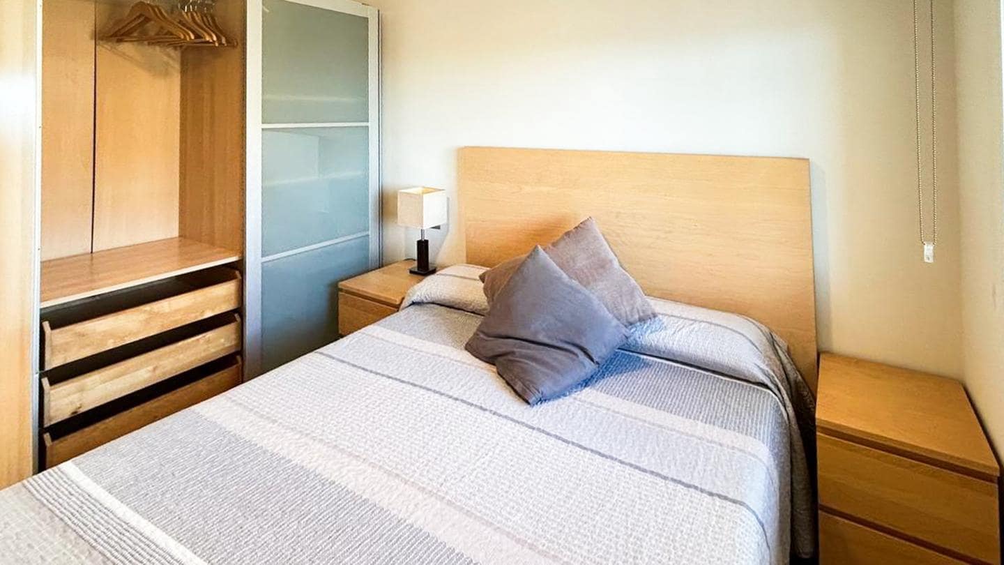 2 bedroom Flat for sale in Santa Pola with garage - € 360,000 (Ref: 9379741)