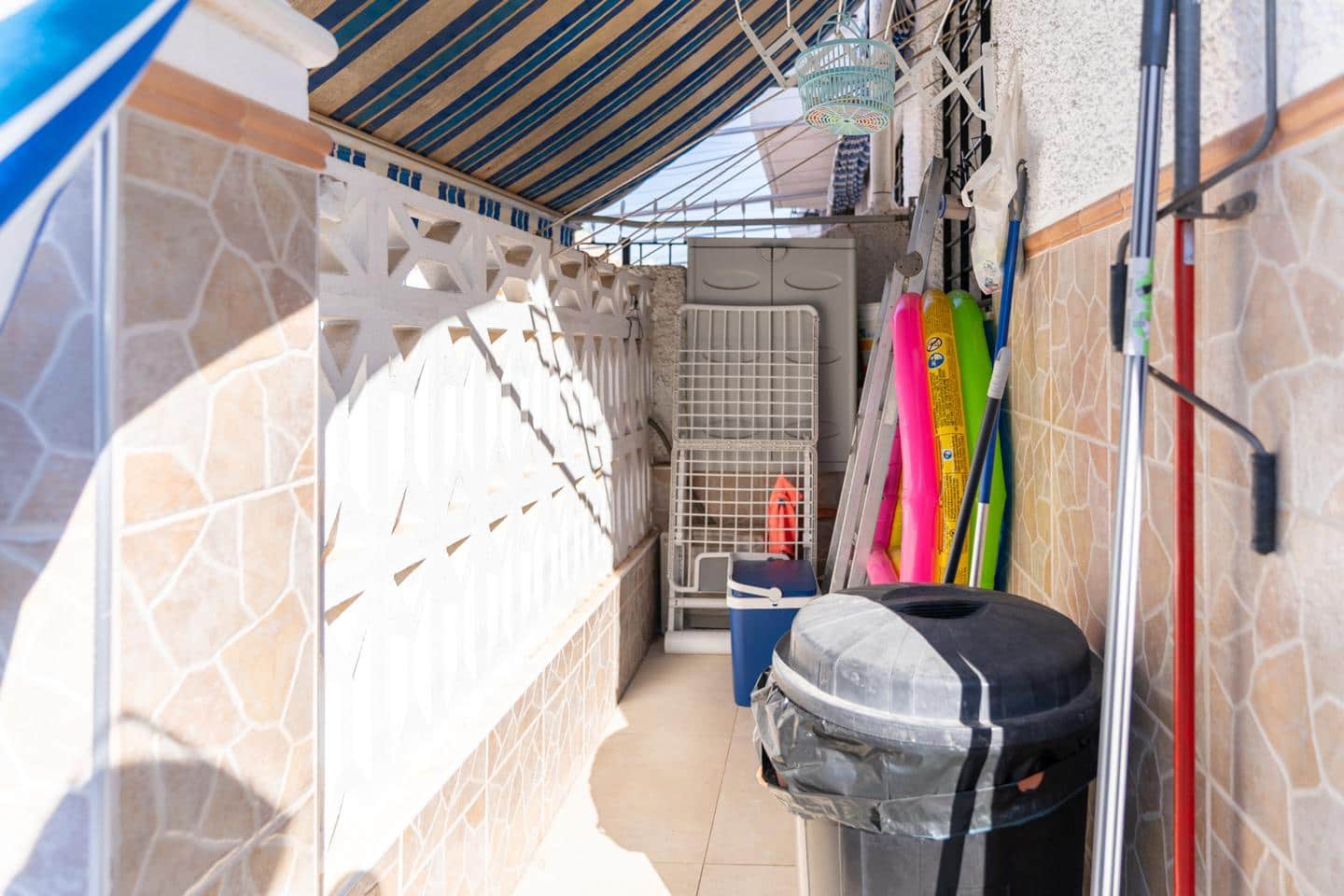 4 slaapkamer Bungalow te koop in Santa Pola - € 319.000 (Ref: 9383578)