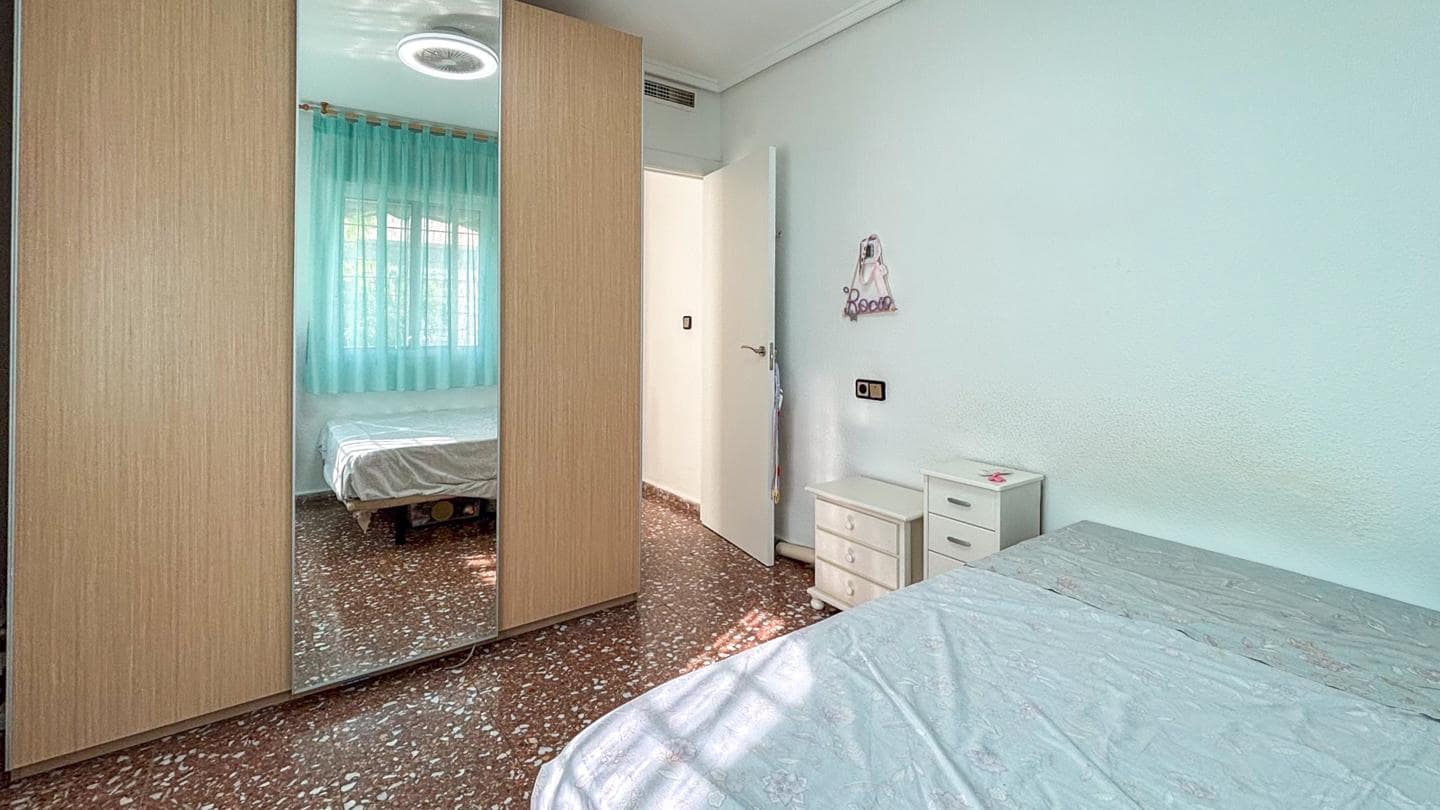 4 slaapkamer Bungalow te koop in Santa Pola - € 319.000 (Ref: 9383578)