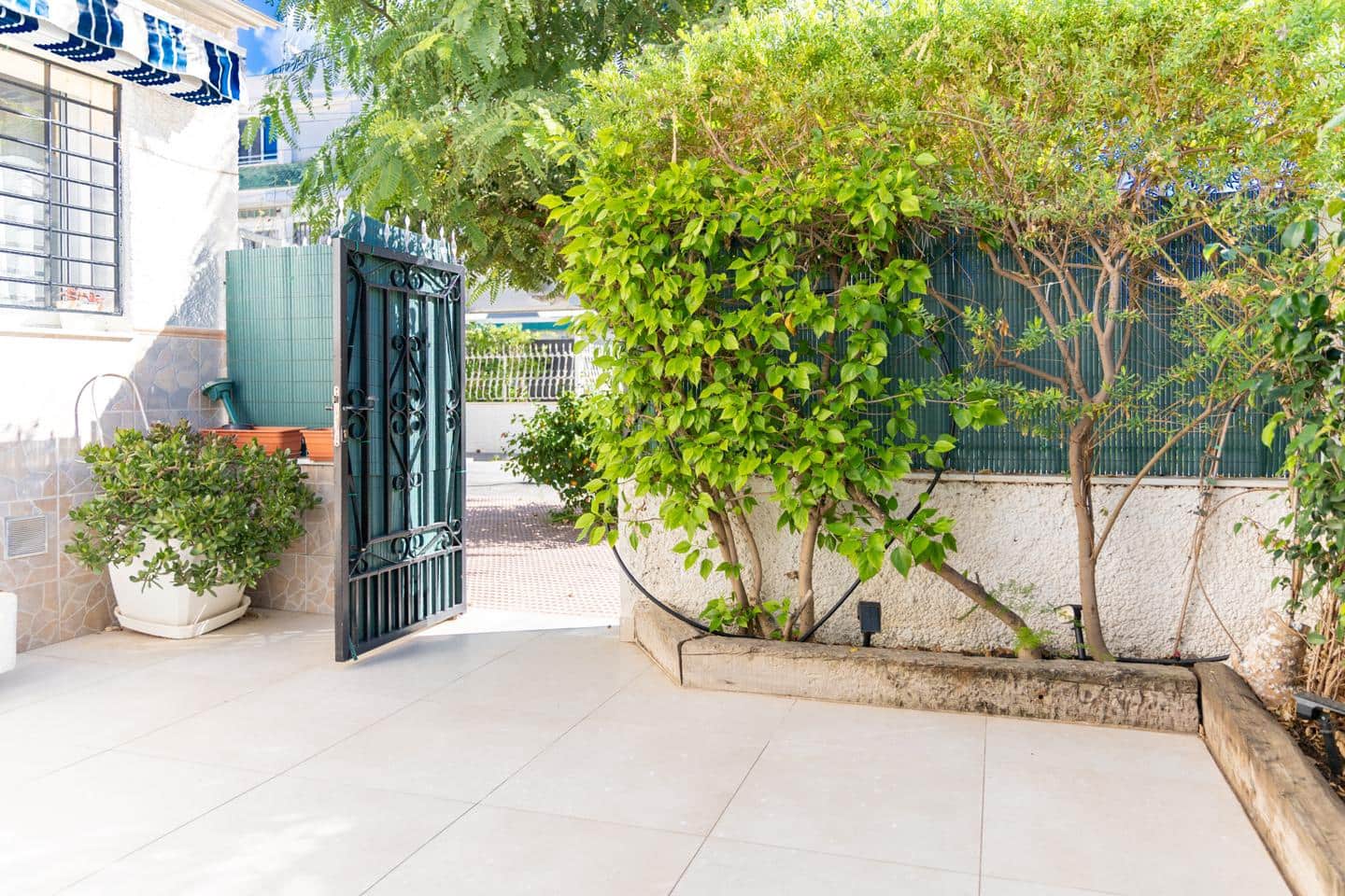 4 slaapkamer Bungalow te koop in Santa Pola - € 319.000 (Ref: 9383578)