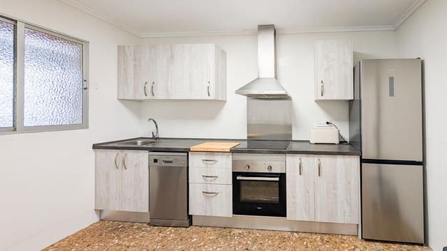 2 bedroom Flat for sale in Calas Santiago Bernabéu, Santa Pola - € 300,000 (Ref: 9388516)