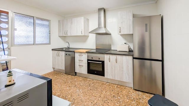 2 bedroom Flat for sale in Calas Santiago Bernabéu, Santa Pola - € 300,000 (Ref: 9388516)