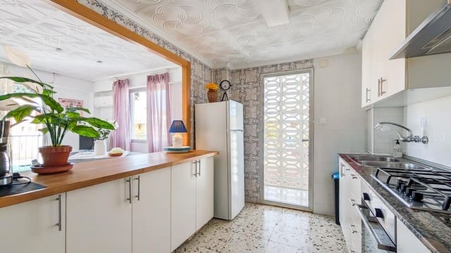 3 bedroom Flat for sale in Gran Playa, Santa Pola with garage - € 230,000 (Ref: 9395324)