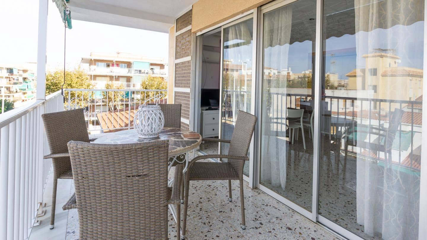 3 bedroom Flat for sale in Santa Pola with garage - € 230,000 (Ref: 9395324)