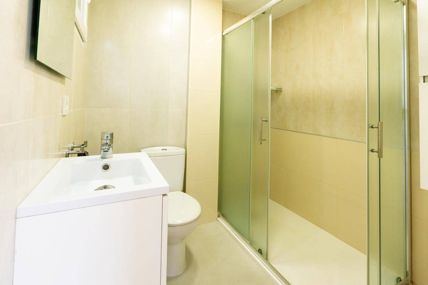 3 bedroom Flat for sale in Santa Pola with garage - € 389,000 (Ref: 9396561)