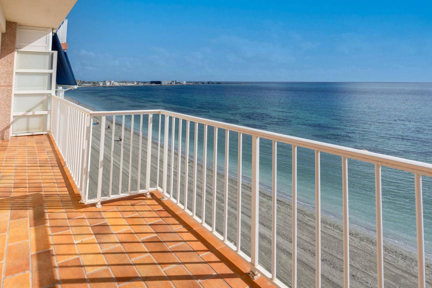 3 bedroom Flat for sale in Santa Pola with garage - € 389,000 (Ref: 9396561)