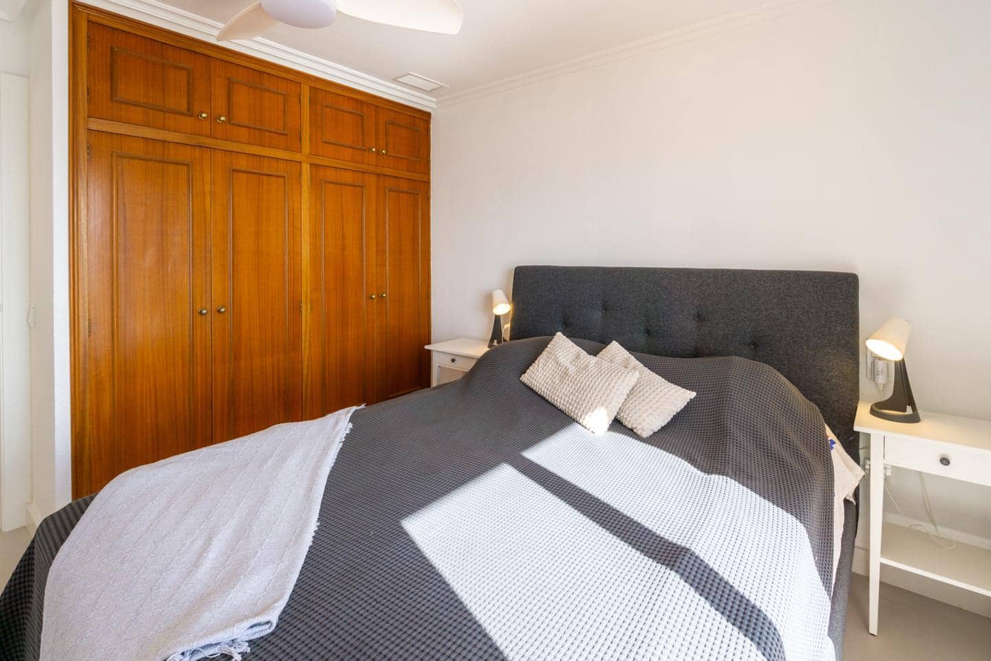 3 bedroom Flat for sale in Santa Pola with garage - € 389,000 (Ref: 9396561)