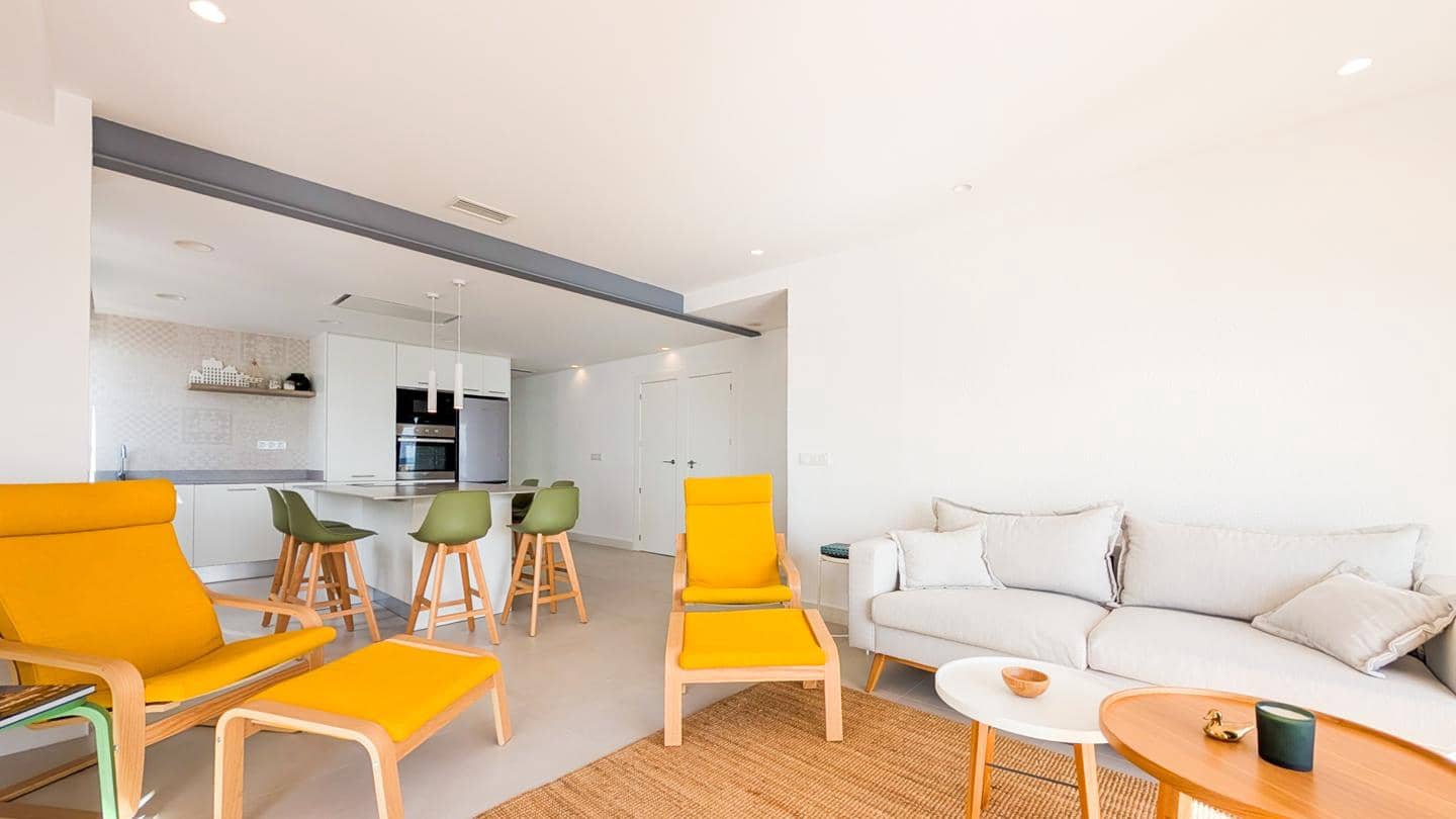 3 bedroom Flat for sale in Santa Pola with garage - € 389,000 (Ref: 9396561)