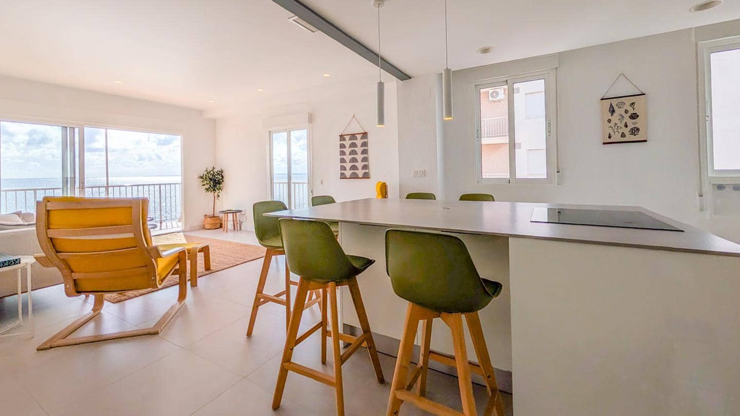 3 bedroom Flat for sale in Santa Pola with garage - € 389,000 (Ref: 9396561)