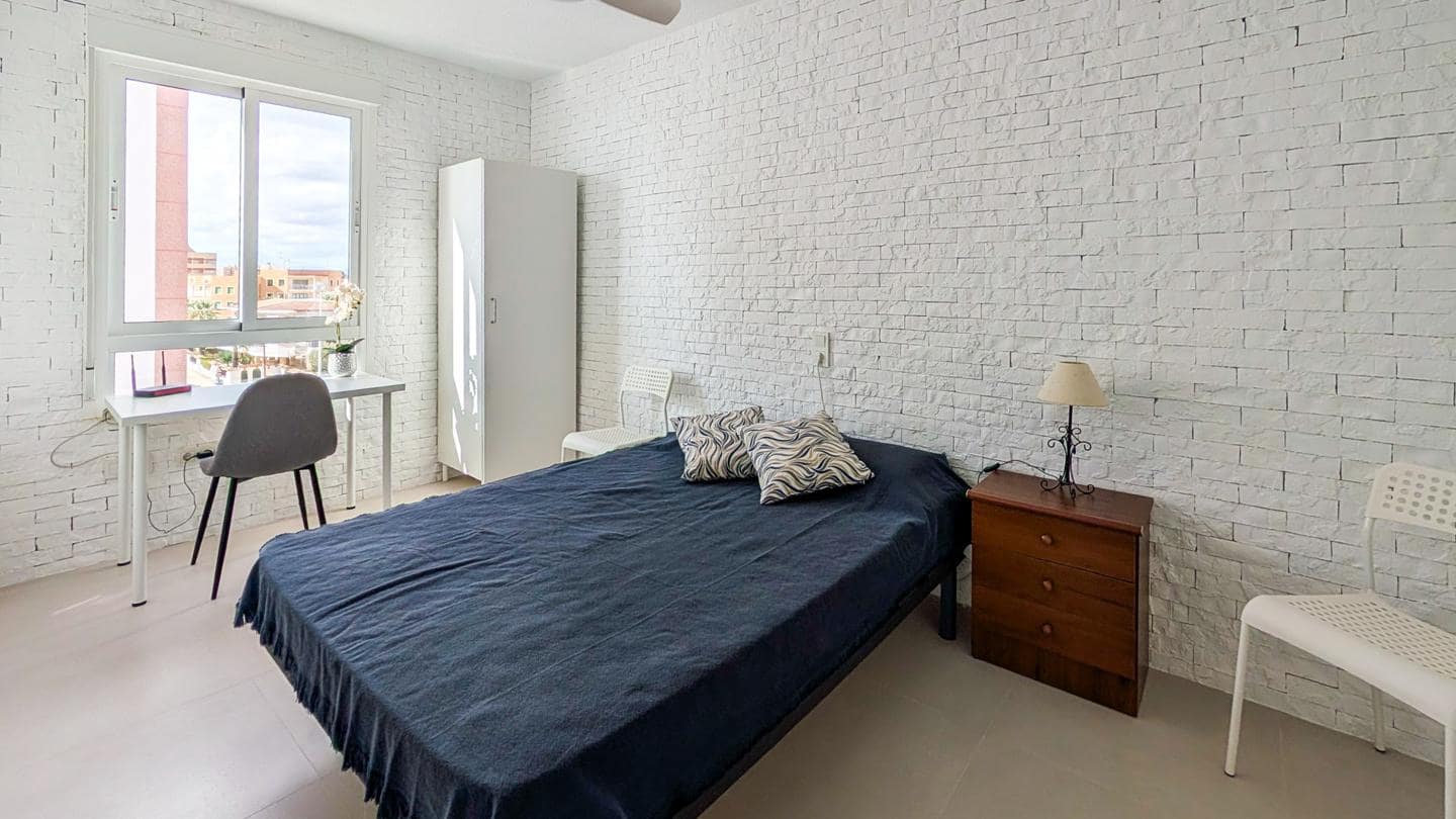 3 bedroom Flat for sale in Santa Pola with garage - € 389,000 (Ref: 9396561)