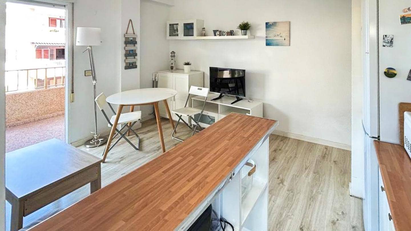 2 bedroom Flat for sale in Santa Pola with garage - € 239,000 (Ref: 9417781)