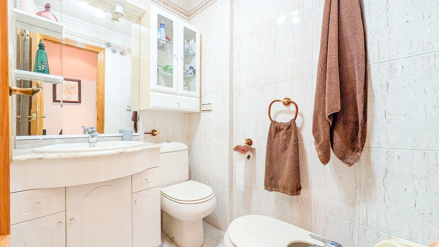 3 bedroom Flat for sale in Santa Pola - € 299,000 (Ref: 9420063)