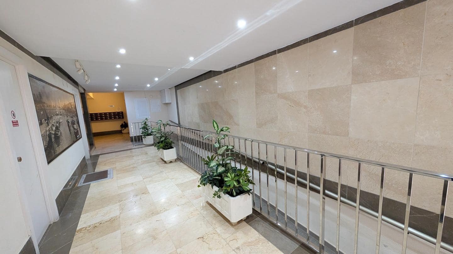 3 bedroom Flat for sale in Santa Pola - € 425,000 (Ref: 9421695)