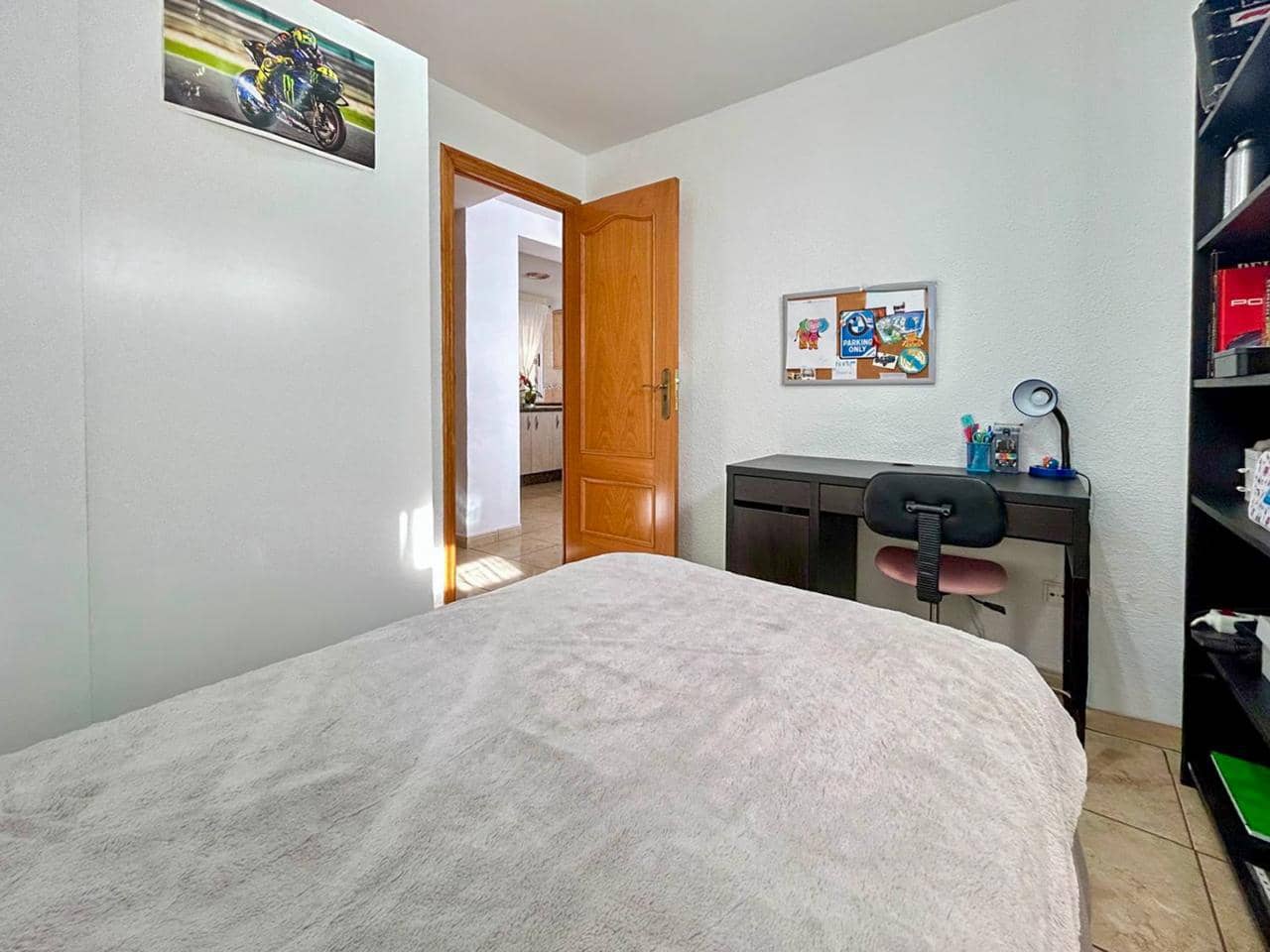 3 bedroom Flat for sale in Santa Pola - € 179,000 (Ref: 9428800)