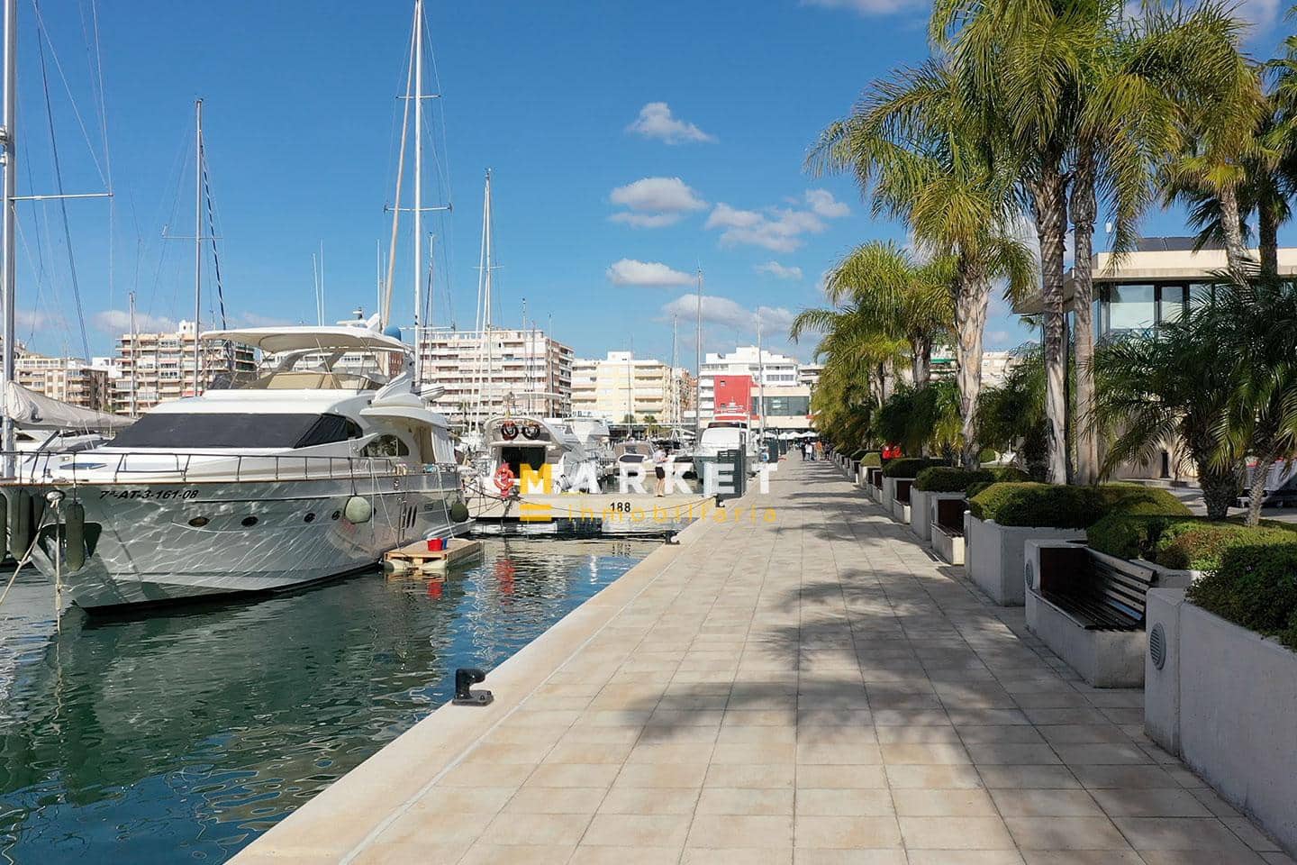 3 bedroom Flat for sale in Santa Pola - € 179,000 (Ref: 9428800)