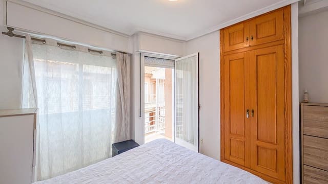 Chalet de 3 habitaciones en Playa Tamarit - Playa Lissa, Santa Pola en venta con piscina - 180.000 € (Ref: 9432548)