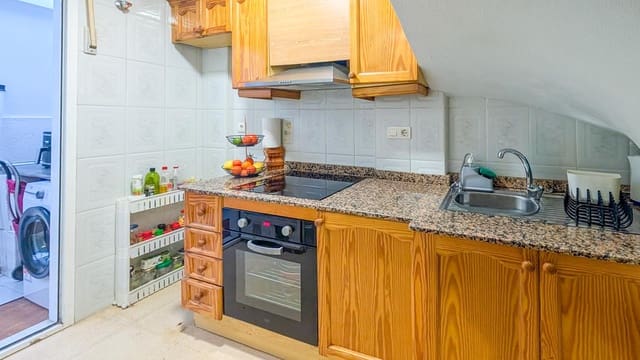 Chalet de 3 habitaciones en Playa Tamarit - Playa Lissa, Santa Pola en venta con piscina - 180.000 € (Ref: 9432548)