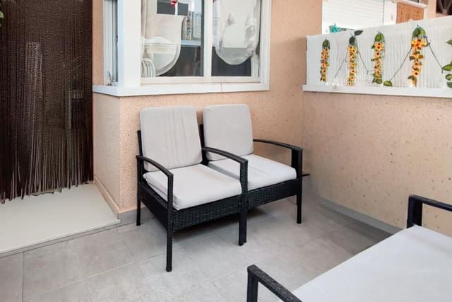 3 slaapkamer Villa te koop in Playa Tamarit - Playa Lissa, Santa Pola met zwembad - € 180.000 (Ref: 9432548)