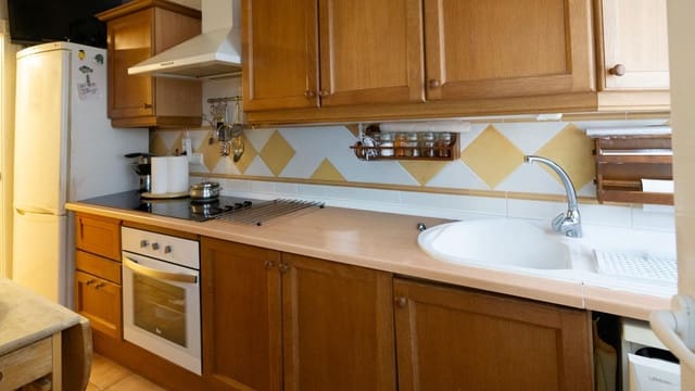 3 soveværelse Lejlighed til salg i Calas Santiago Bernabéu, Santa Pola - € 225.000 (Ref: 9444777)