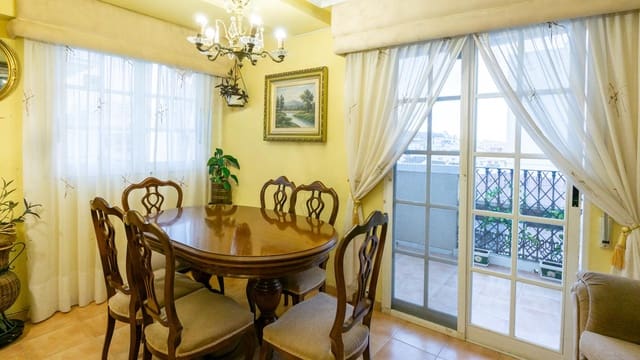 3 soveværelse Lejlighed til salg i Calas Santiago Bernabéu, Santa Pola - € 225.000 (Ref: 9444777)