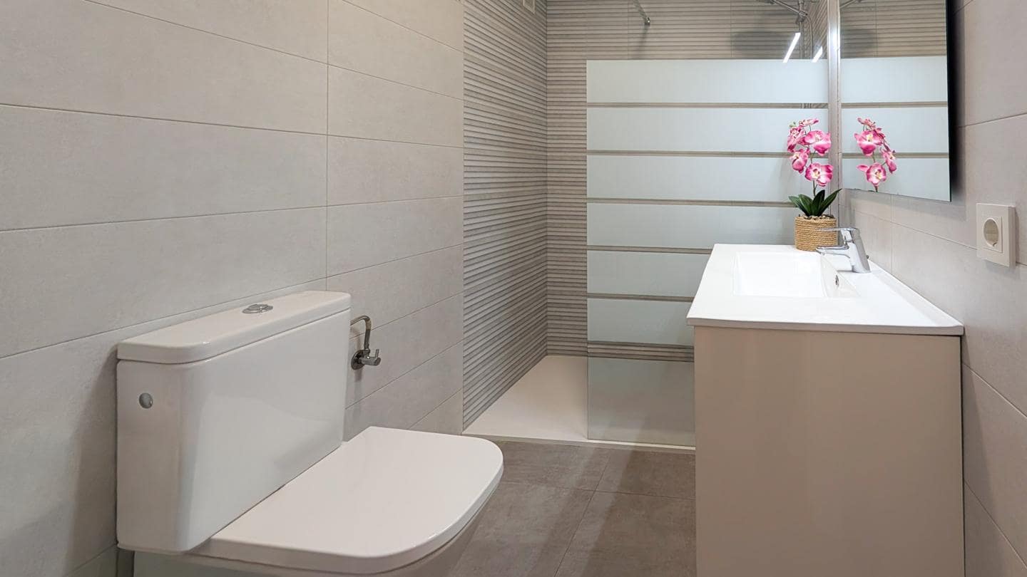 2 sovrum Lägenhet till salu i Santa Pola - 185 000 € (Ref: 9450879)