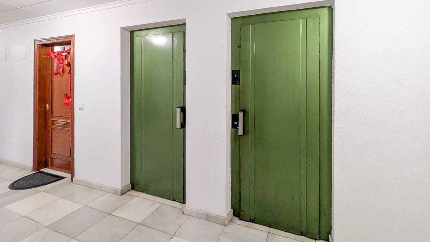 2 sovrum Lägenhet till salu i Santa Pola - 185 000 € (Ref: 9450879)