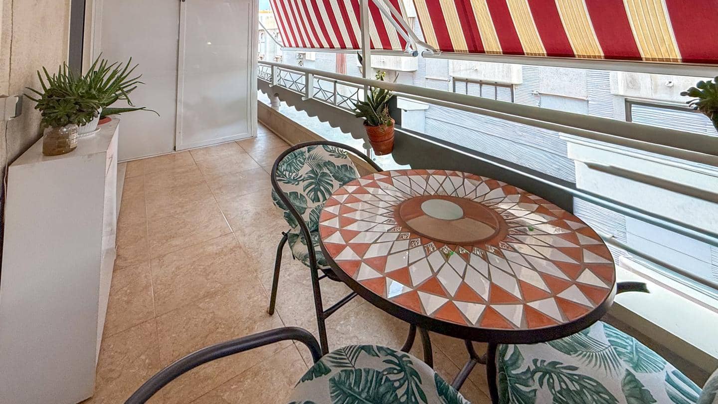 Piso de 1 habitación en Santa Pola en venta - 150.000 € (Ref: 9454747)