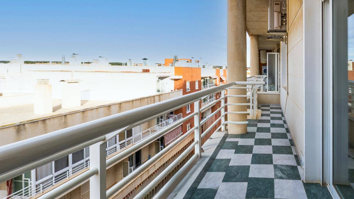 Piso de 1 habitación en Santa Pola en venta - 157.000 € (Ref: 9460634)