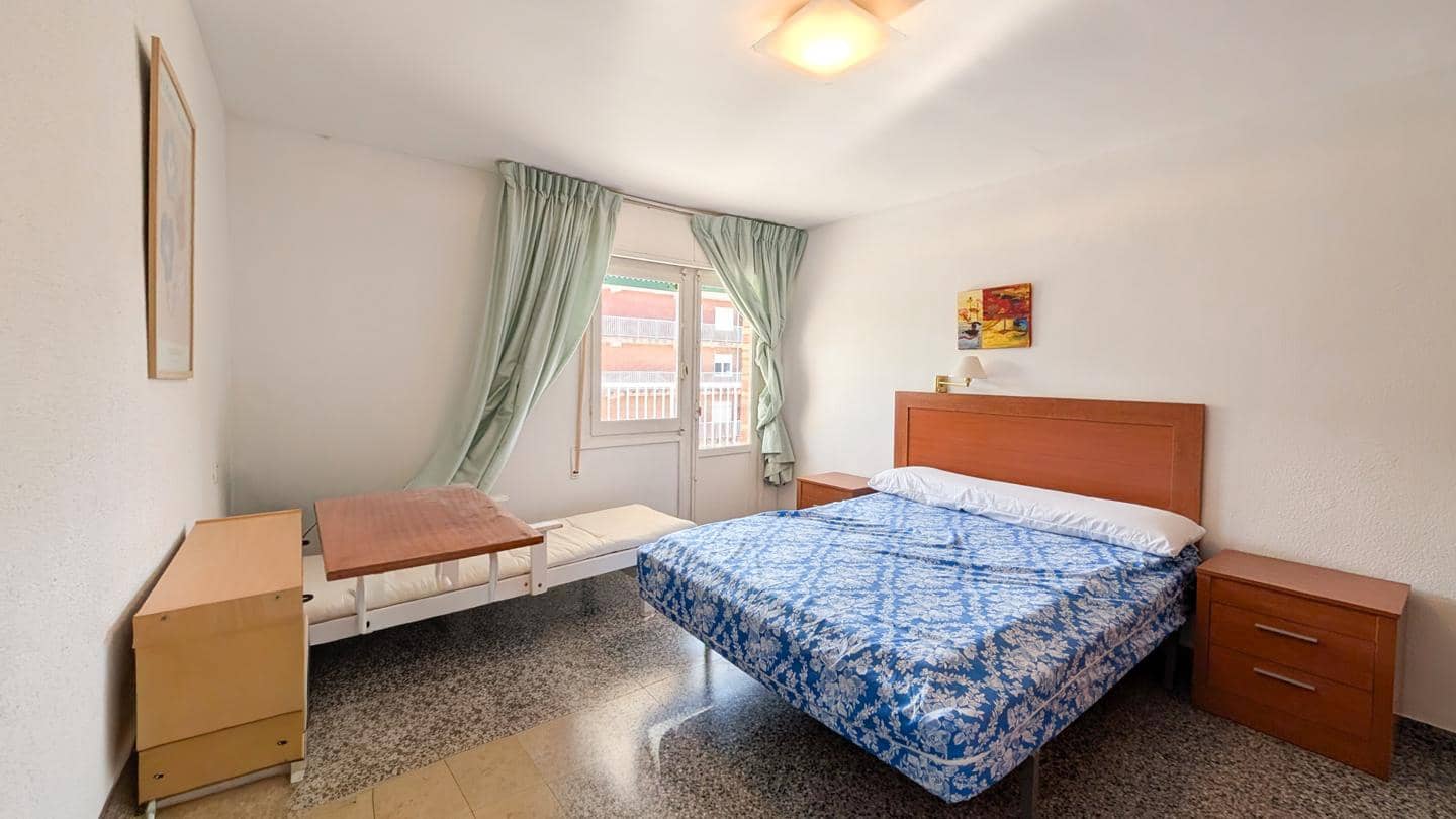 Piso de 3 habitaciones en Santa Pola en venta - 195.000 € (Ref: 9460635)