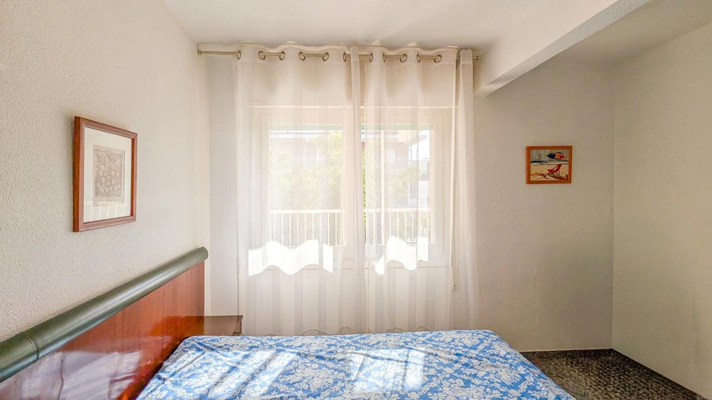 Piso de 3 habitaciones en Santa Pola en venta - 195.000 € (Ref: 9460635)