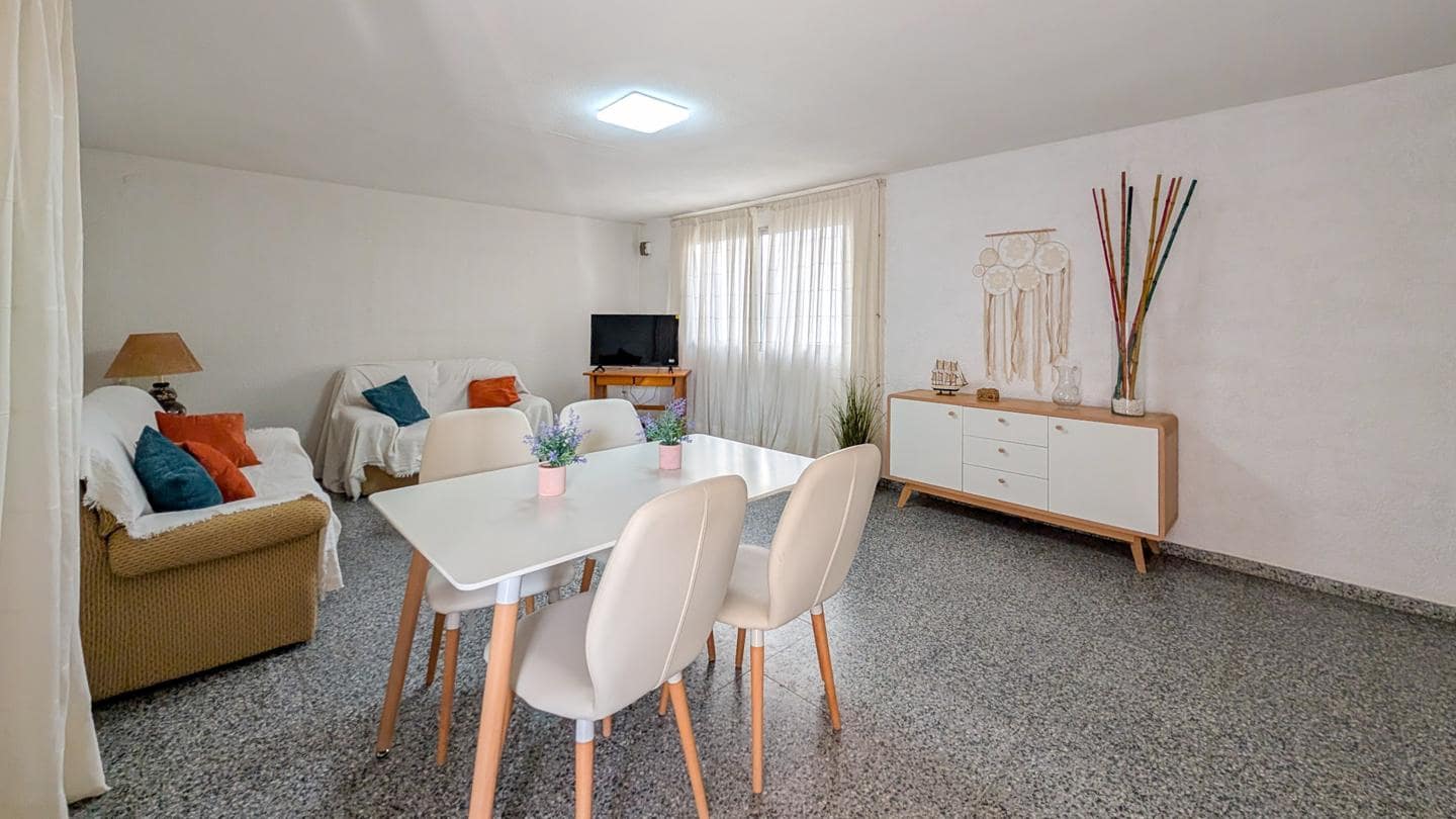 Piso de 3 habitaciones en Santa Pola en venta - 195.000 € (Ref: 9460635)