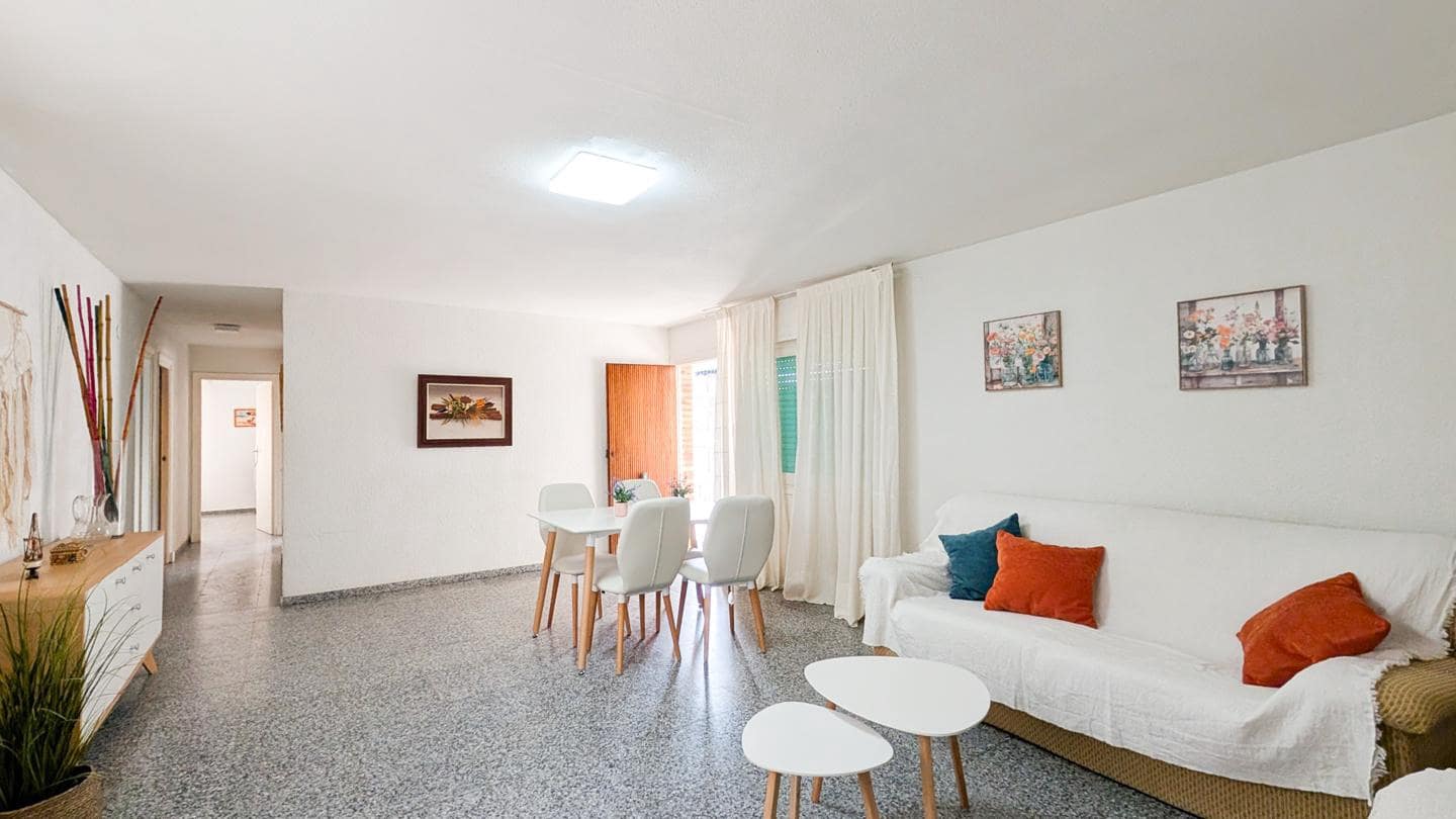 Piso de 3 habitaciones en Santa Pola en venta - 195.000 € (Ref: 9460635)