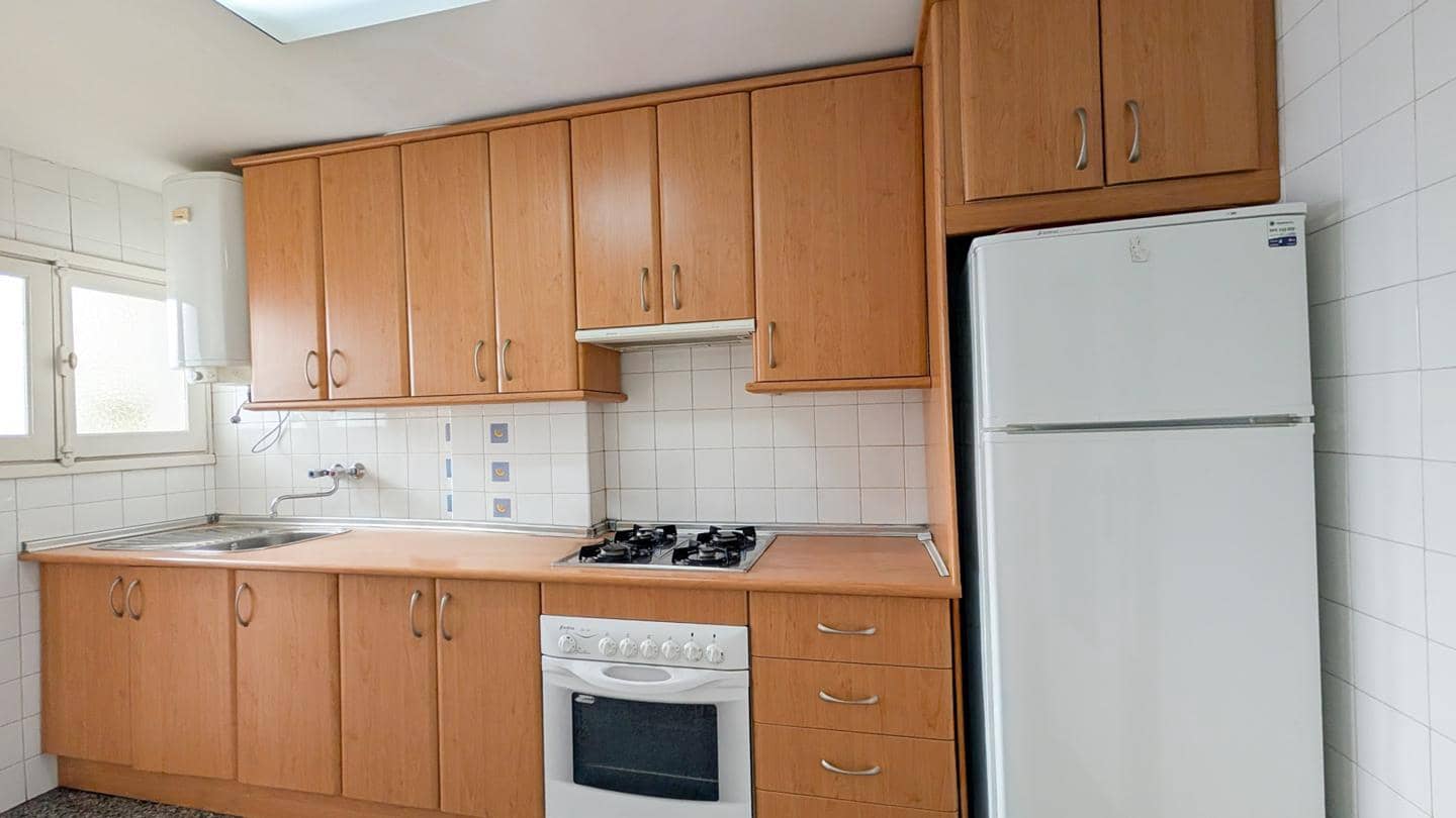 Piso de 3 habitaciones en Santa Pola en venta - 195.000 € (Ref: 9460635)