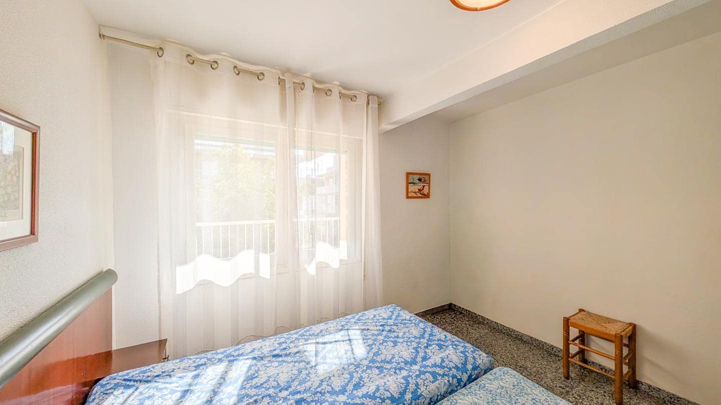 Piso de 3 habitaciones en Santa Pola en venta - 195.000 € (Ref: 9460635)