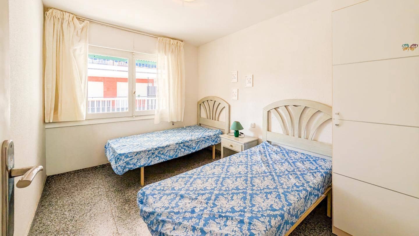 Piso de 3 habitaciones en Santa Pola en venta - 195.000 € (Ref: 9460635)