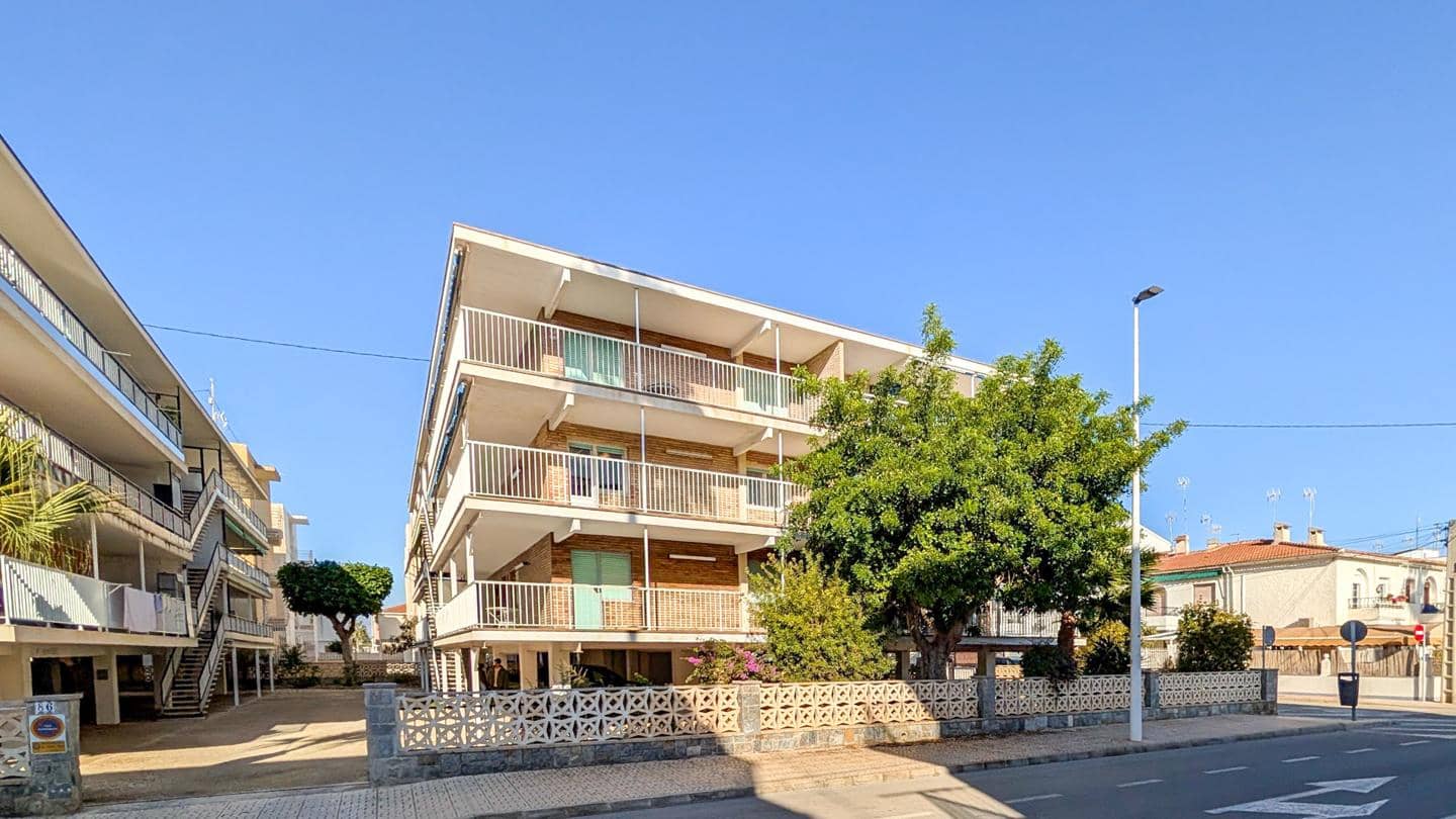Piso de 3 habitaciones en Santa Pola en venta - 195.000 € (Ref: 9460635)