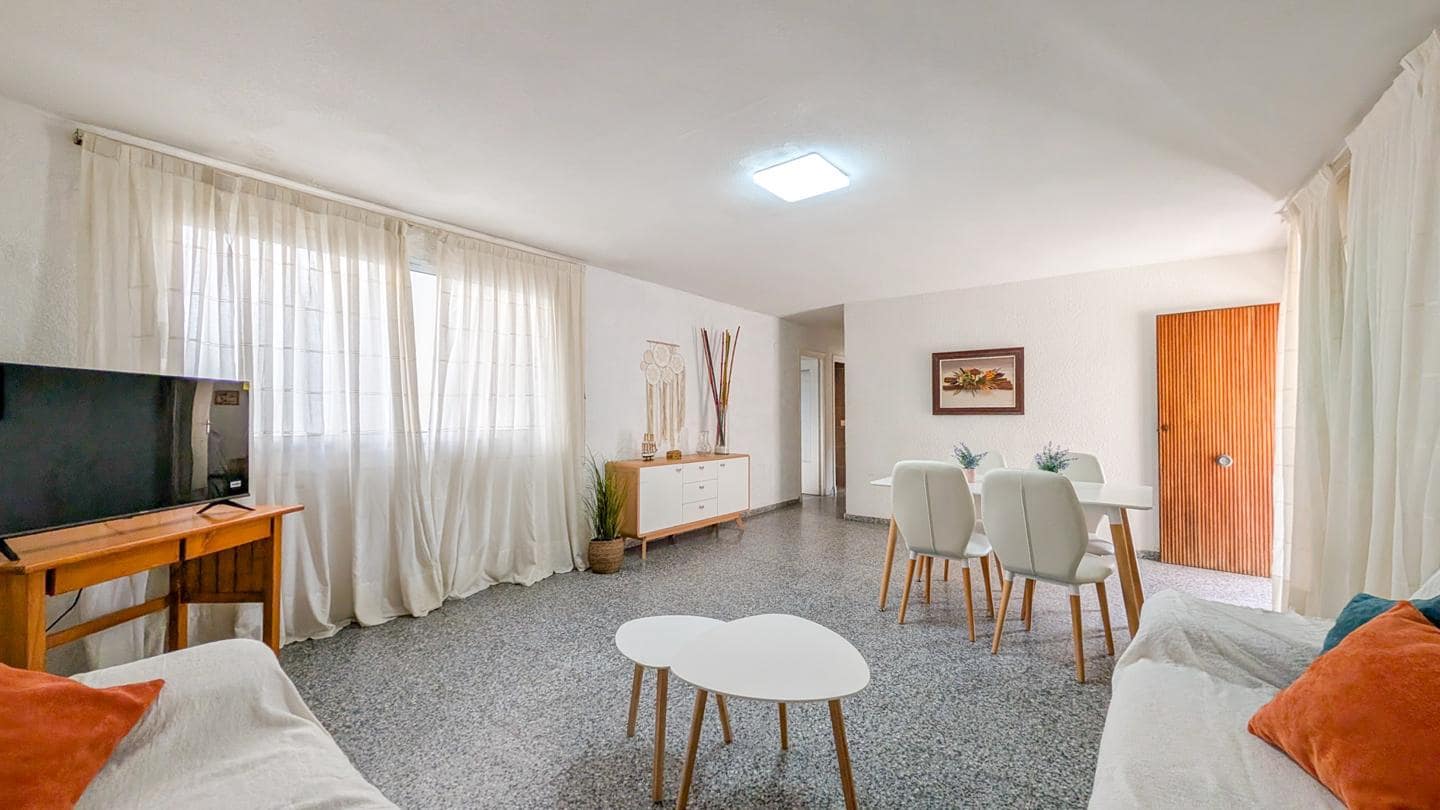Piso de 3 habitaciones en Santa Pola en venta - 195.000 € (Ref: 9460635)