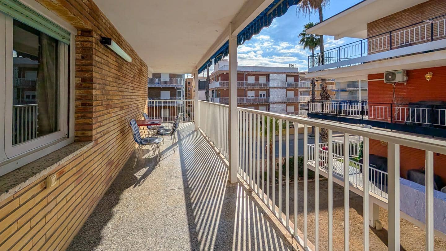 Piso de 3 habitaciones en Santa Pola en venta - 195.000 € (Ref: 9460635)