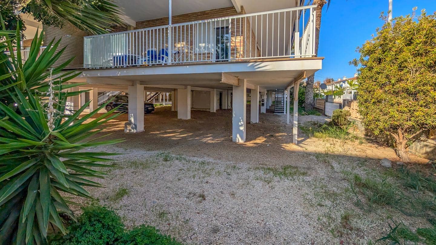 Piso de 3 habitaciones en Santa Pola en venta - 195.000 € (Ref: 9460635)