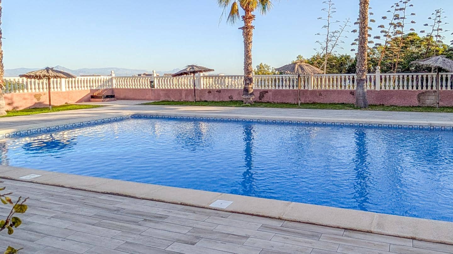 3 chambre Bungalow à vendre à Gran Alacant avec piscine garage - 199 000 € (Ref: 9469928)