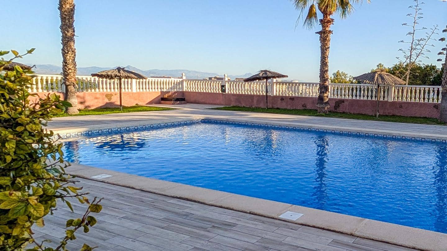 3 chambre Bungalow à vendre à Gran Alacant avec piscine garage - 199 000 € (Ref: 9469928)