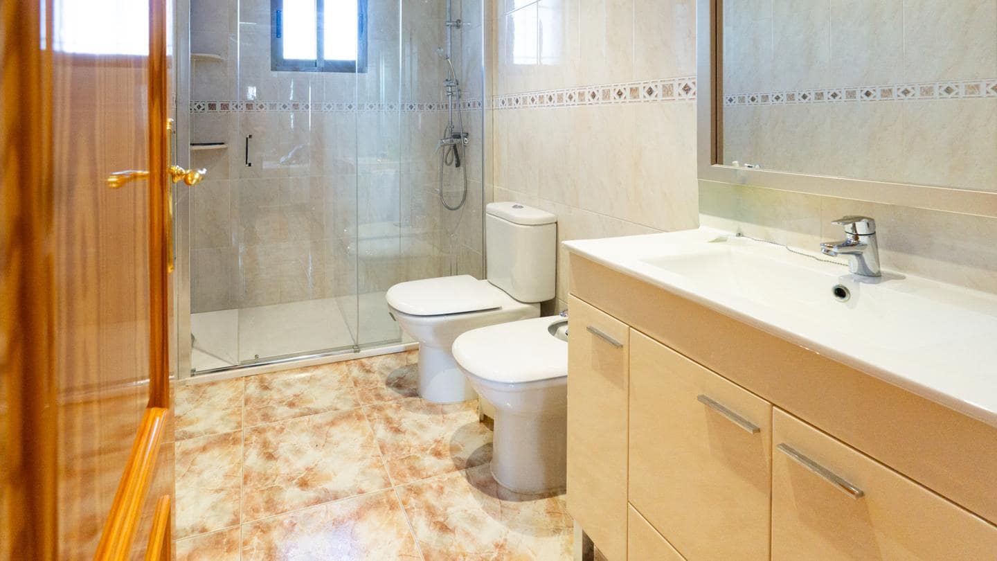 4 bedroom Villa for sale in Crevillente / Crevillent with pool - € 450,000 (Ref: 9491659)