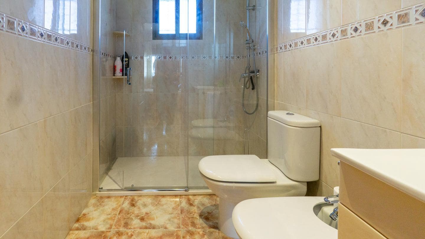 4 bedroom Villa for sale in Crevillente / Crevillent with pool - € 450,000 (Ref: 9491659)