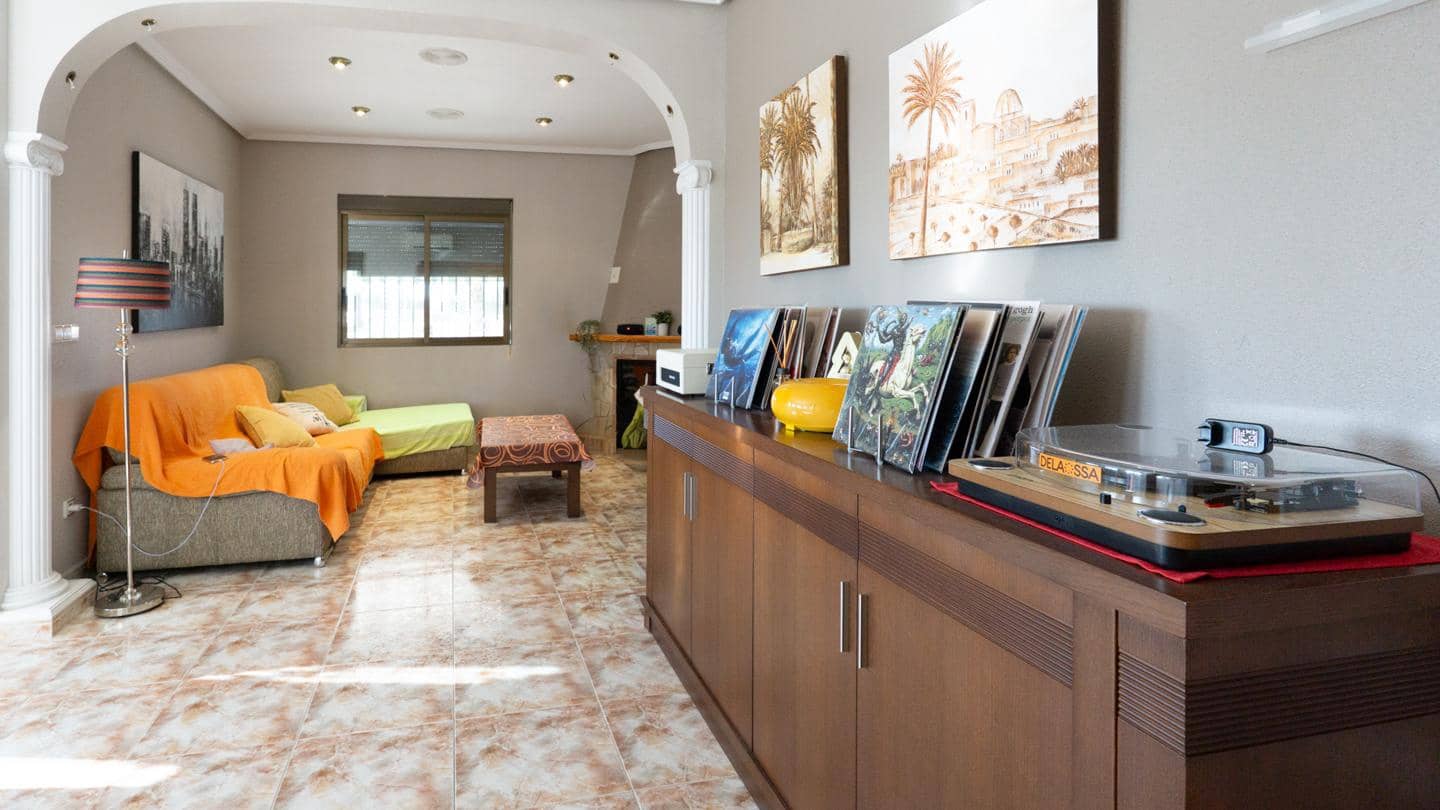 4 bedroom Villa for sale in Crevillente / Crevillent with pool - € 450,000 (Ref: 9491659)